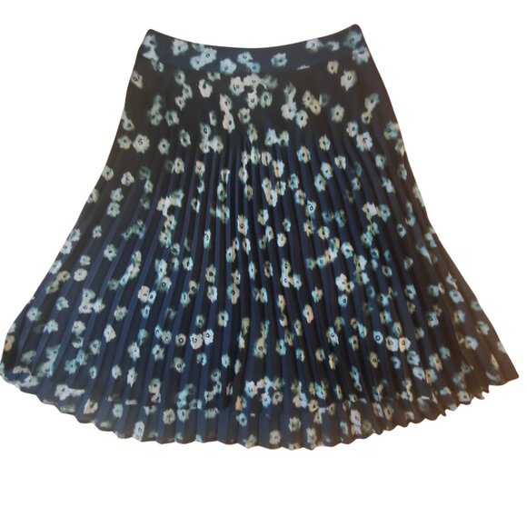 Simply Vera Wang Floral Pleated Skirt - Picture 2 of 7